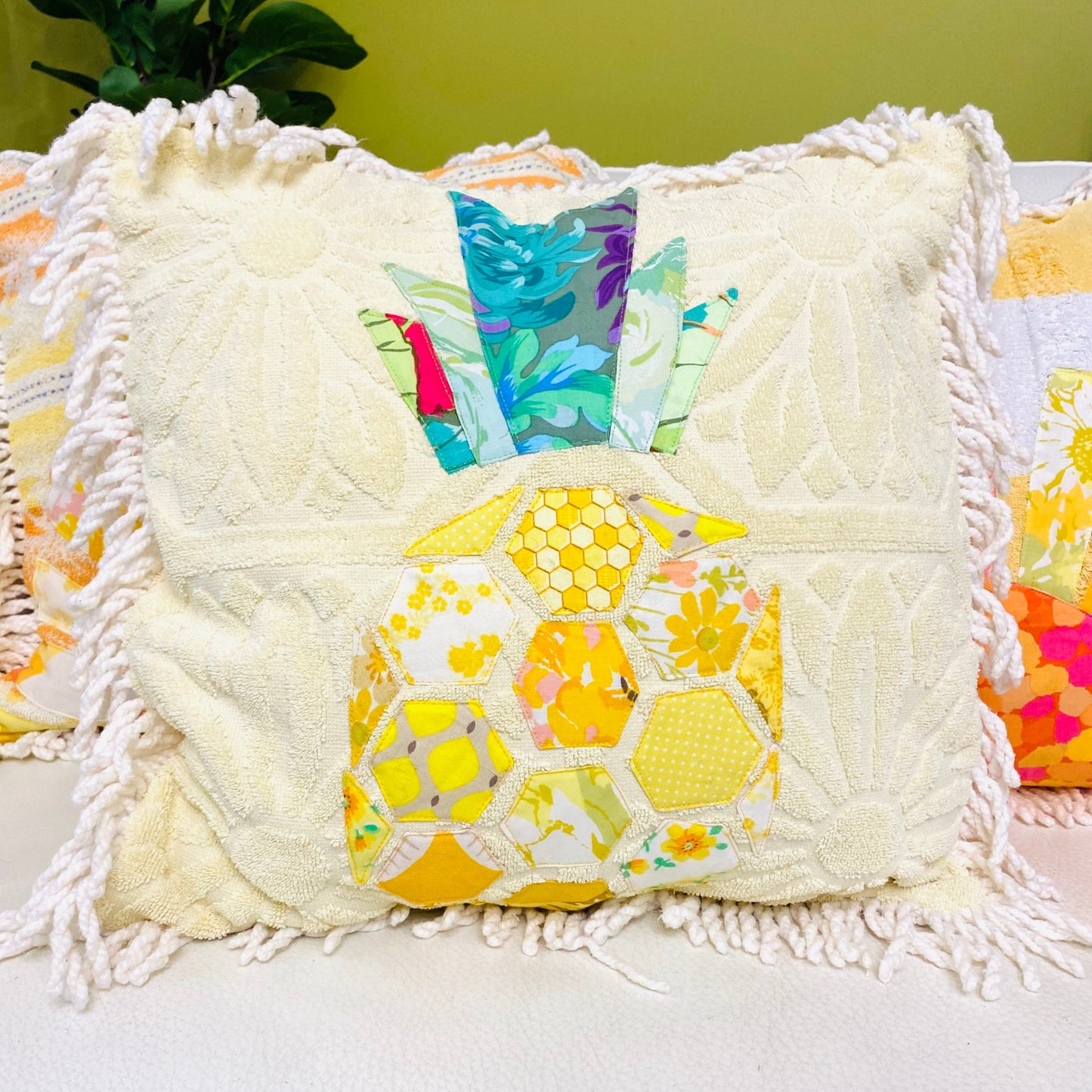 Pineapple Applique Throw Cushion Cover