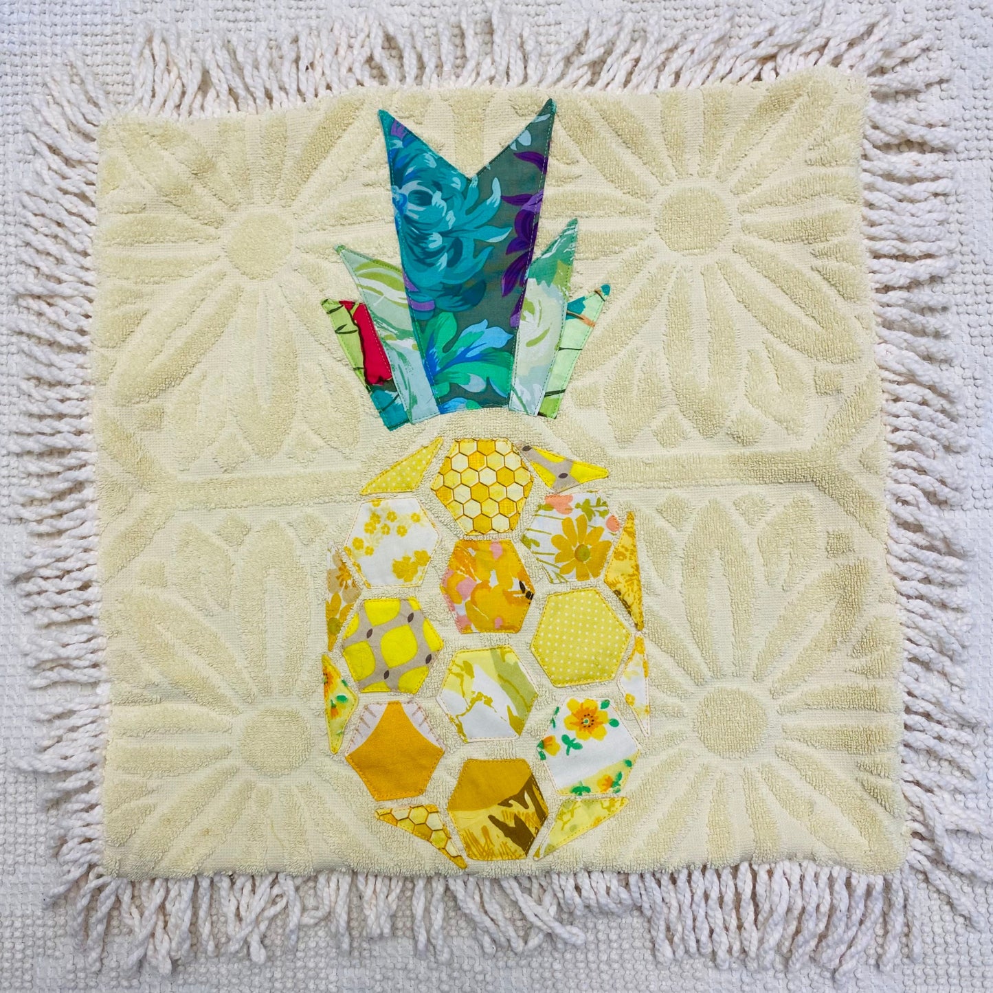 Pineapple Applique Throw Cushion Cover